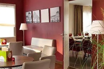 Hotell Campanile - Poissy - Renove En 2024