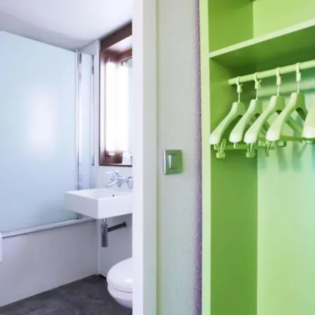 Campanile - Poissy - Renove En 2024 Hotell