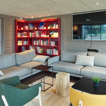 Hotell Campanile - Poissy - Renove En 2024