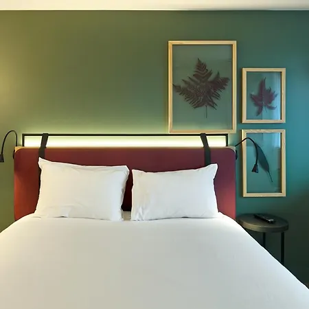Hotell Campanile - Poissy - Renove En 2024