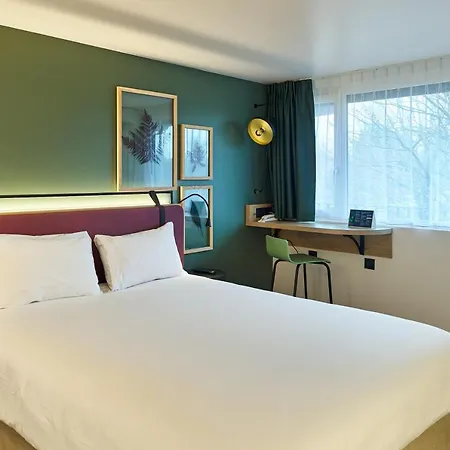 Hotell Campanile - Poissy - Renove En 2024
