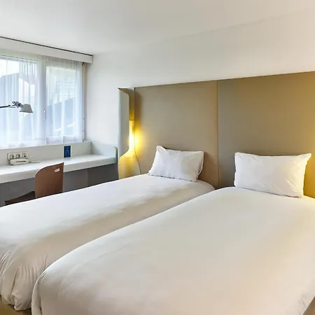 Campanile - Poissy - Renove En 2024 Hotell