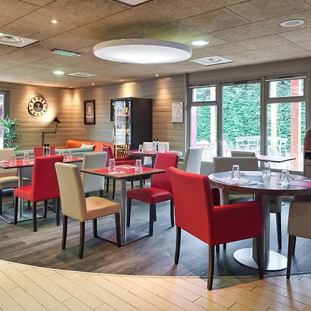 Campanile - Poissy - Renove En 2024 Hotell Villennes-sur-Seine