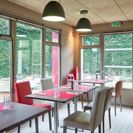 Campanile - Poissy - Renove En 2024 Villennes-sur-Seine